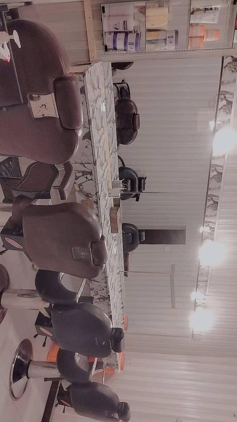 saloon setup 1