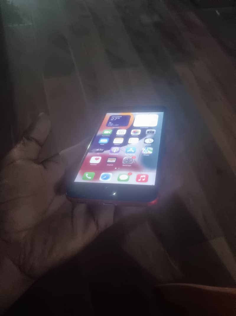 Apple iPhone 7 Plus 3