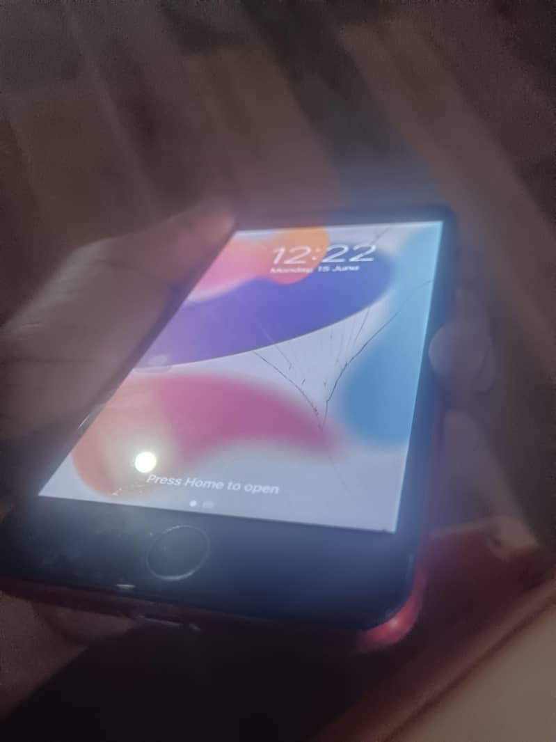 Apple iPhone 7 Plus 4