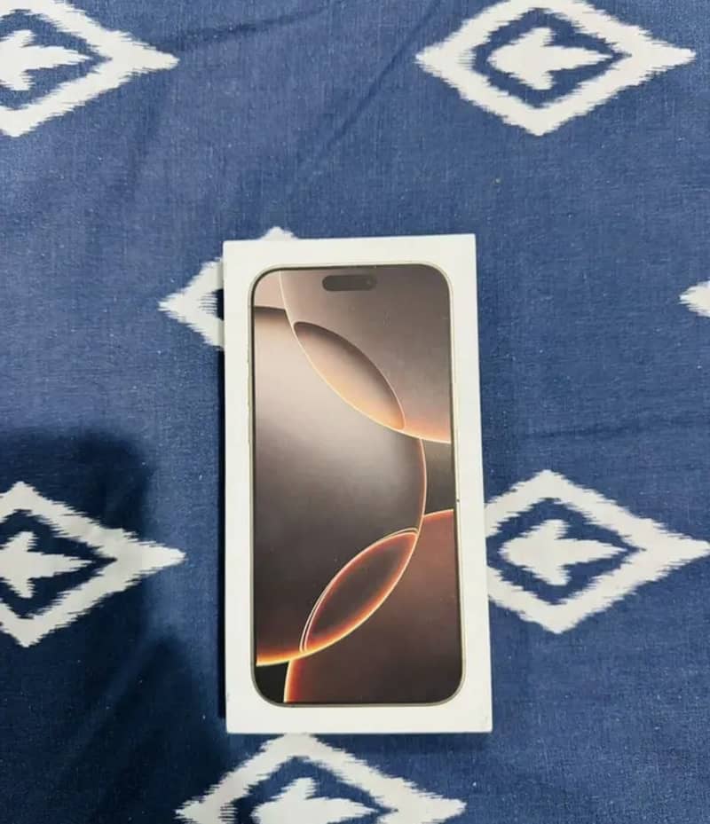 iPhone 16 Pro Max 1