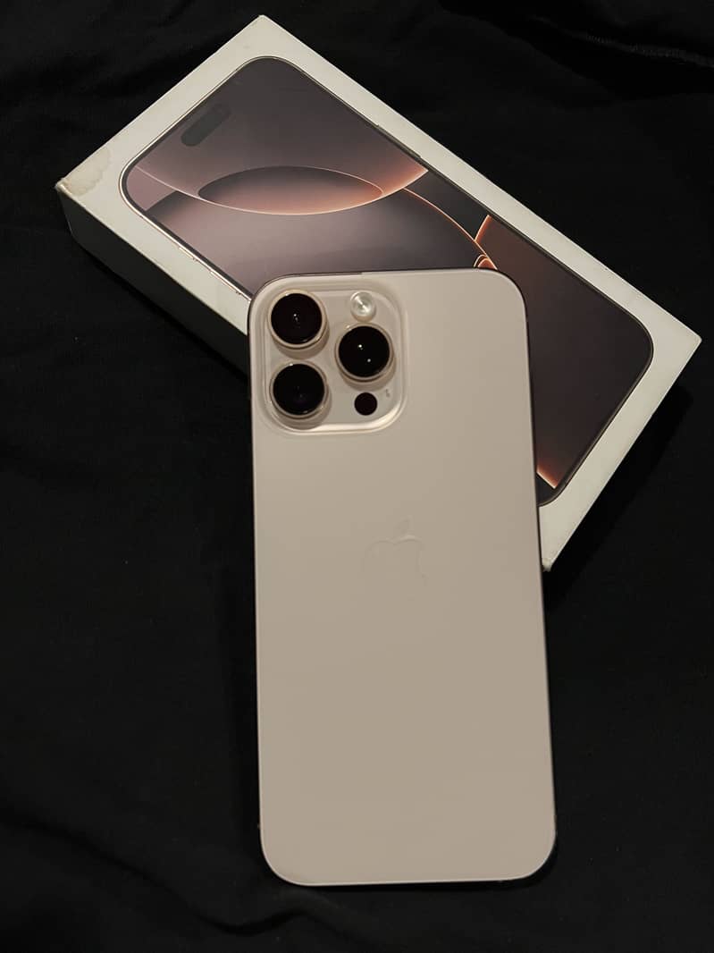 iphone 16 pro max 4