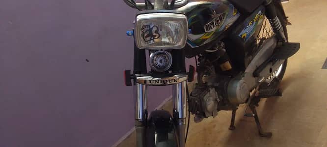 unique CD 70 2017 model