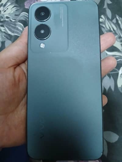 Vivo Y17s