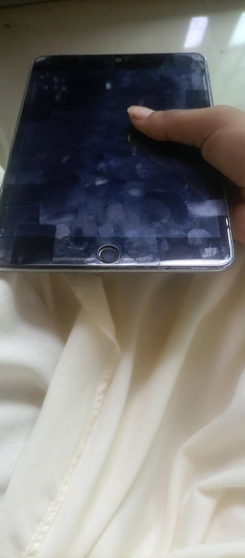 ipad mini5 64 memory Read description 4
