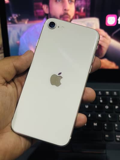 iPhone SE Offical Approved 128GB
