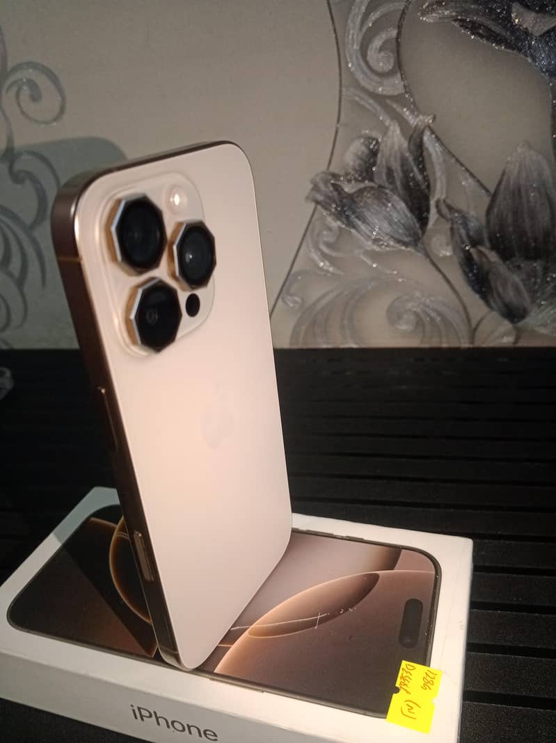 Apple iPhone 16 Pro 2