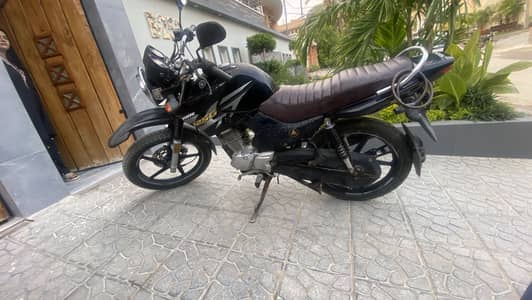 YAMAHA || YBR 125