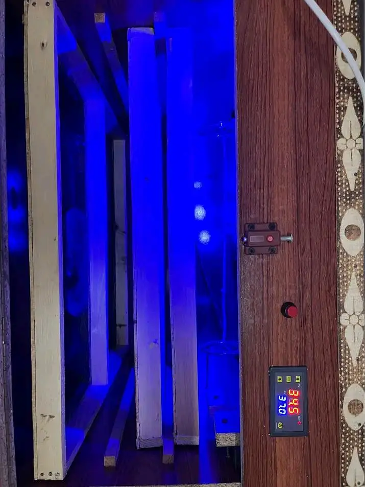 Manual Egg Incubator – 25 to 100 Eggs Capacity | Digital Temperatur