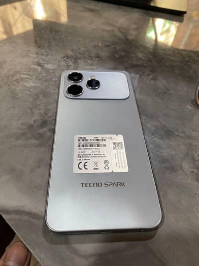 Tecno spark 40