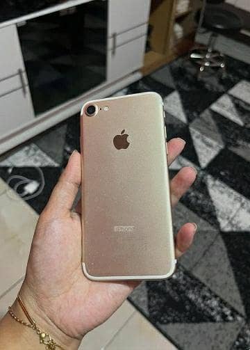Apple iPhone 7 0