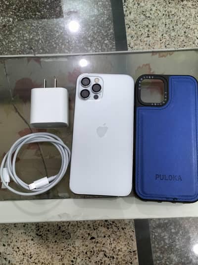 Apple iPhone 12 Pro (water pack)
