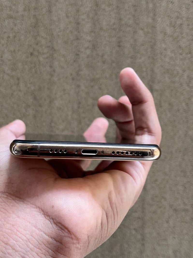 IPHONE 11PRO MAX 3