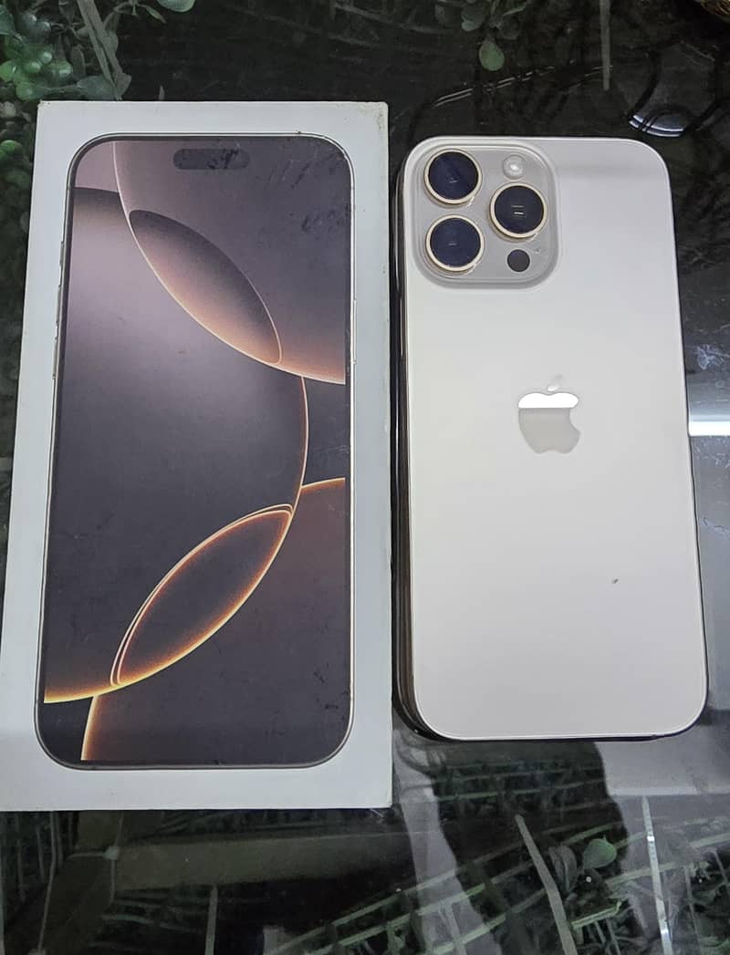 Apple iPhone 16 Pro Max 0