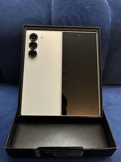 SAMSUNG FOLD 6