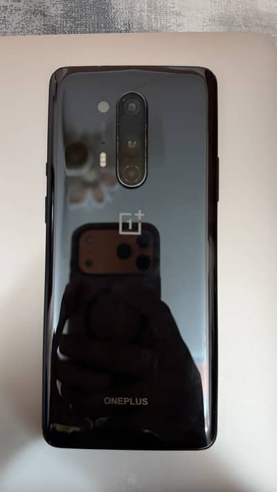 One Plus 8 Pro 12 GB RAM 256 GB dual sim