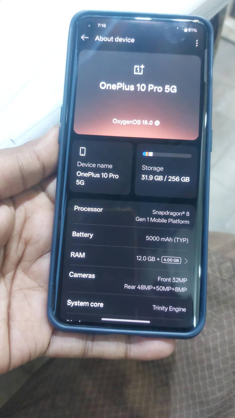 One Plus 10 Pro 6