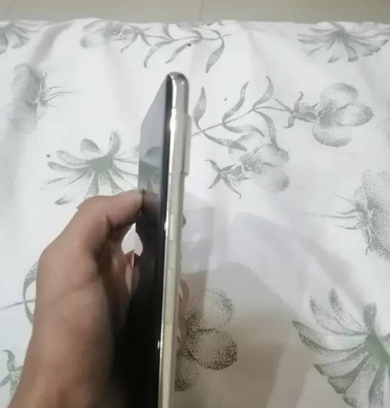 Google Pixel 7 Pro 2