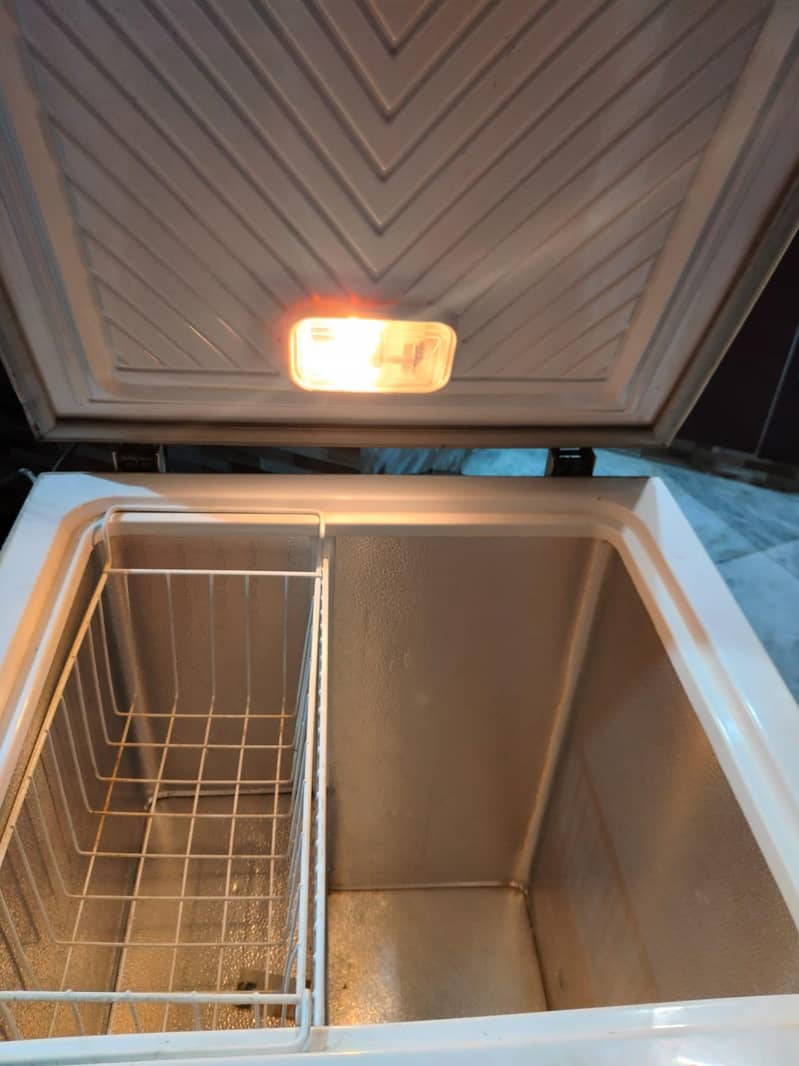 waves Deep freezer 0