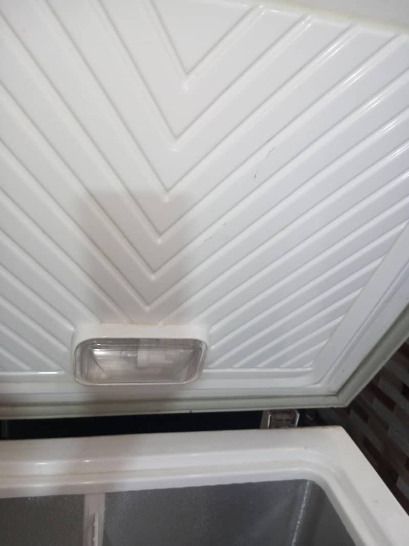 waves Deep freezer 3