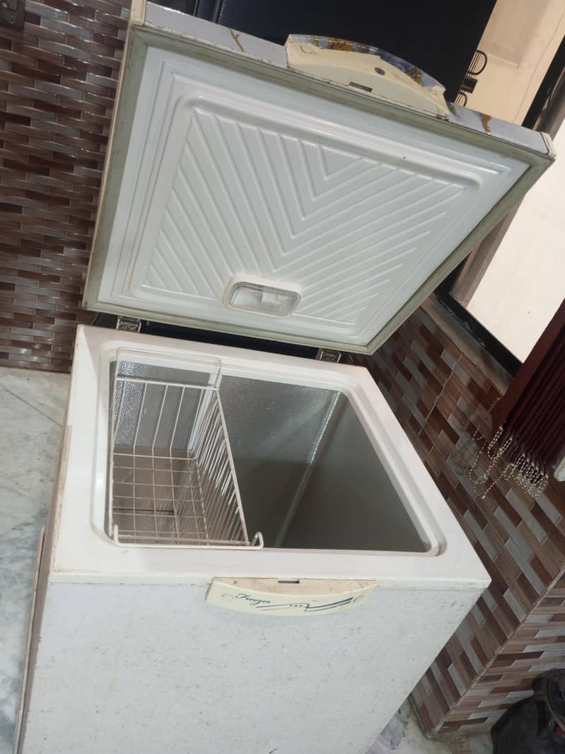 waves Deep freezer 5