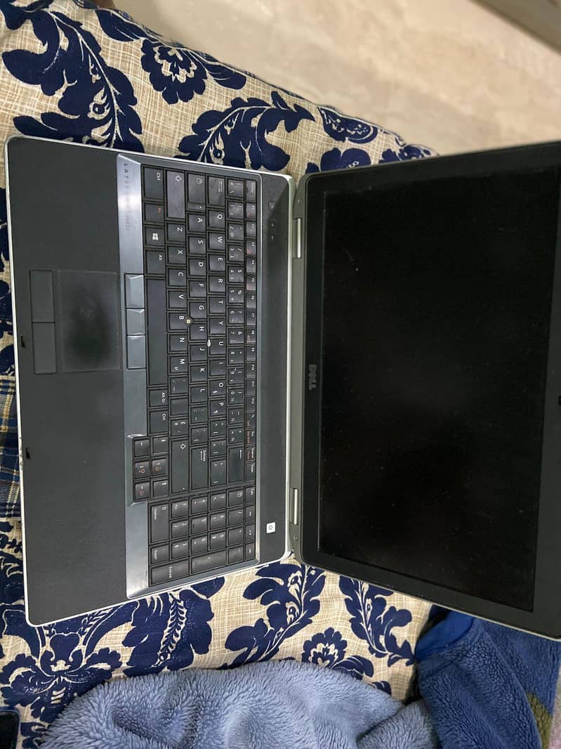 laptop 0