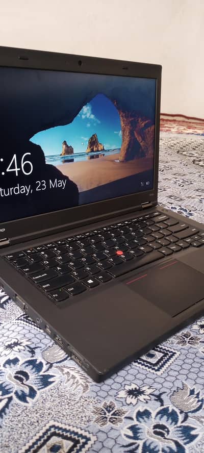 New laptop in low price