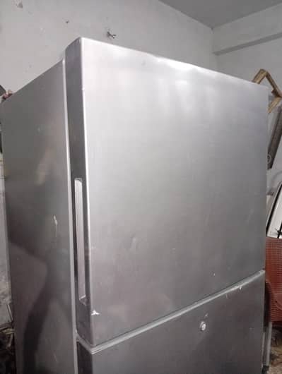 higher model hrf 380 full size fridge for sale