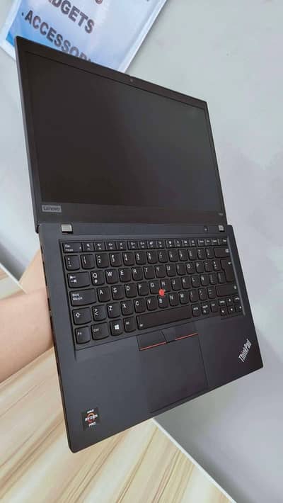 Lenovo ThinkPad T495  – AMD Ryzen 7 / 3700U