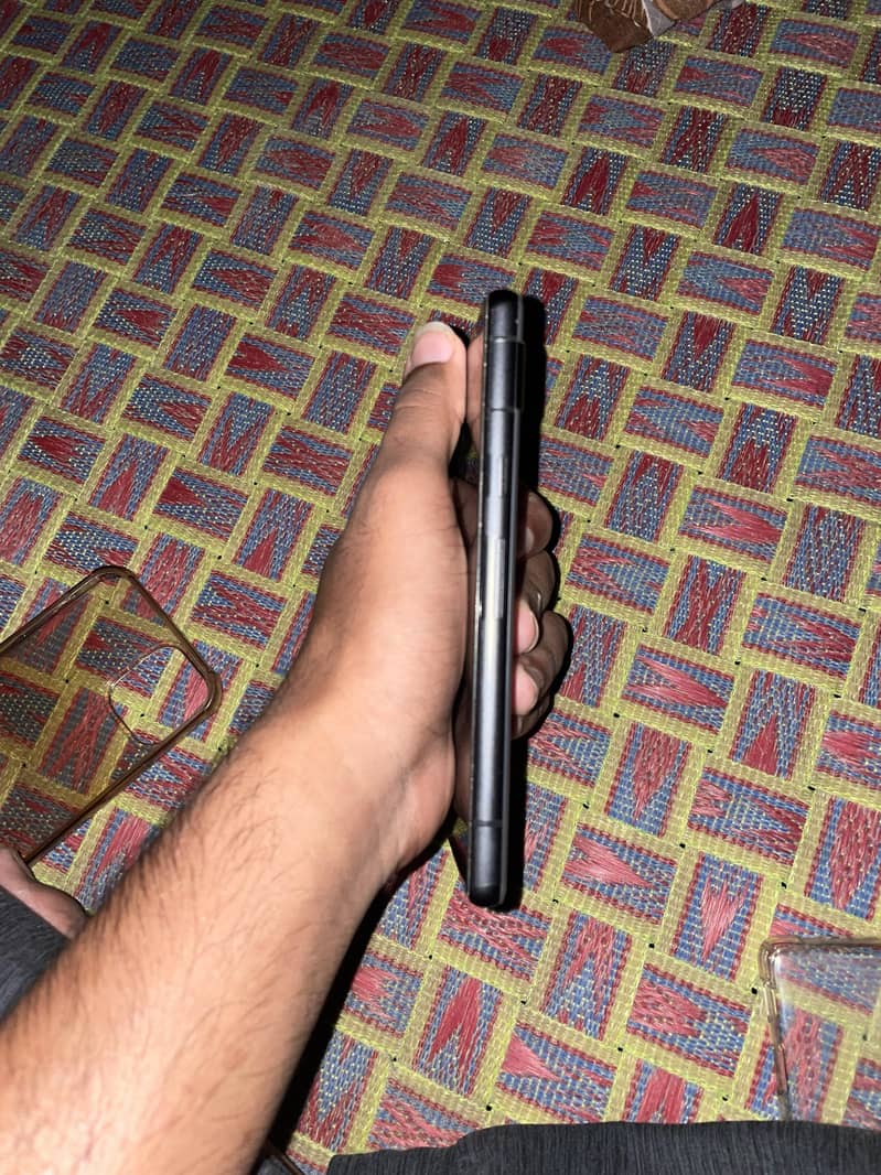 Google Pixel 7a 5