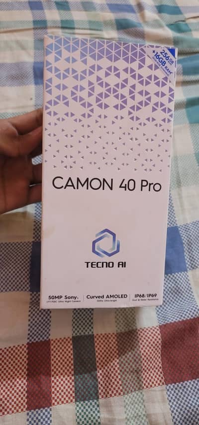 Tecno CAMON 40 Pro