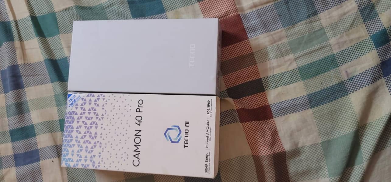 Tecno CAMON 40 Pro 2