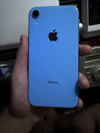 Apple iPhone XR
