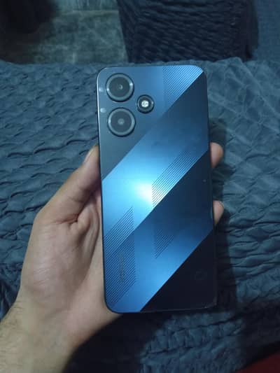 Infinix hot 30 play 4/64