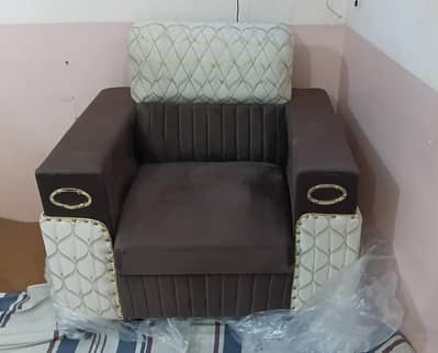 New 5 Seater Upholstered Sofa Set