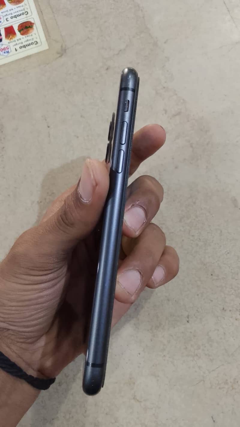 Apple iPhone 11 1