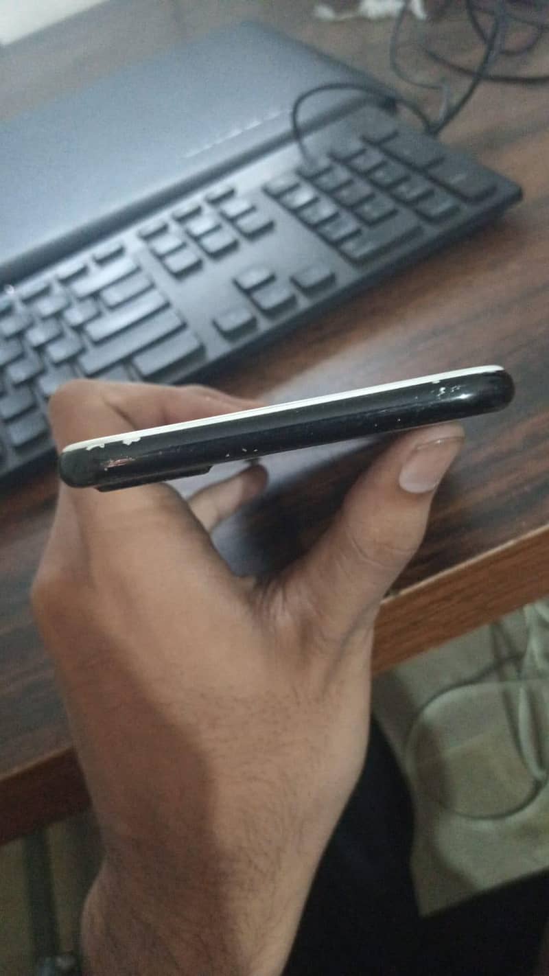 Apple iPhone 7 Plus 5