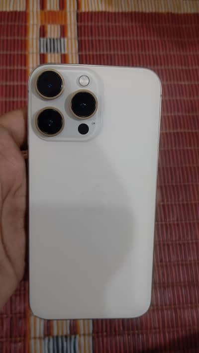 Apple iPhone XR converted to 16 pro
