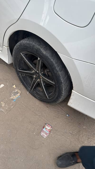 Grande 17 inch rim for sell
