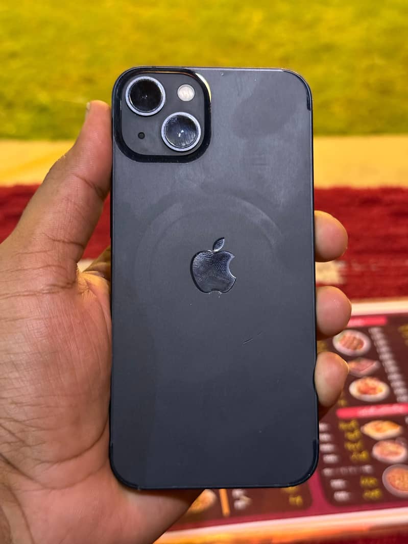 Apple iPhone 13 3