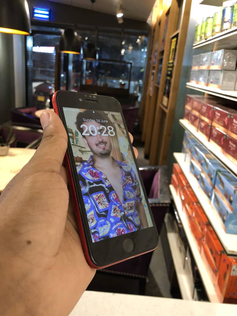 Apple iPhone 8 2