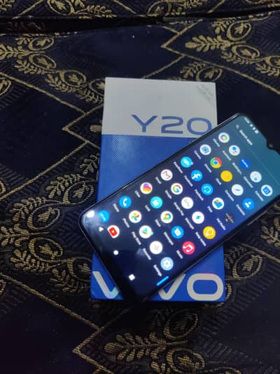 Vivo Y20 4/64 with box dual sim pta aprovd all to all ok working