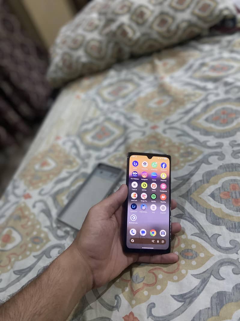 Google Pixel 6a 10