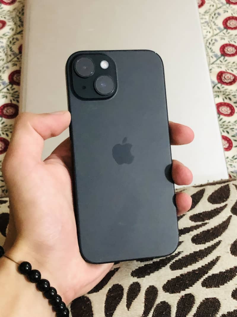 Apple iPhone 15 5