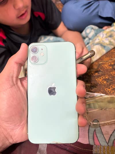 Apple iPhone 11