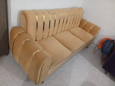 5 seater Sofa for Sale with covers
