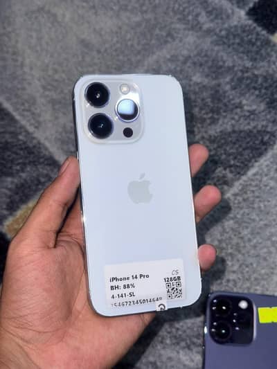 Apple iPhone 14 Pro jv