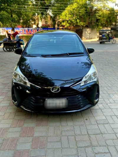 Toyota Vitz 2017/2021 total orignal paint