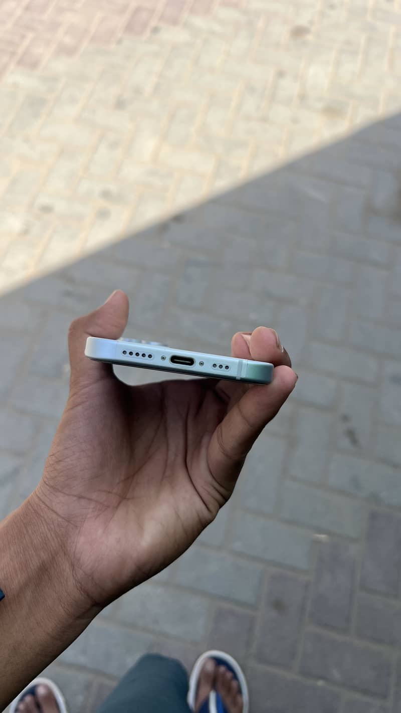 Apple iPhone 15 1