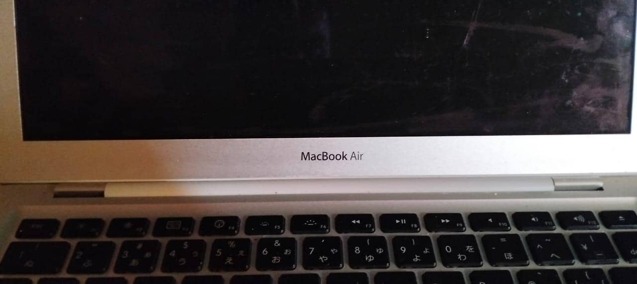 MacBook Air 0