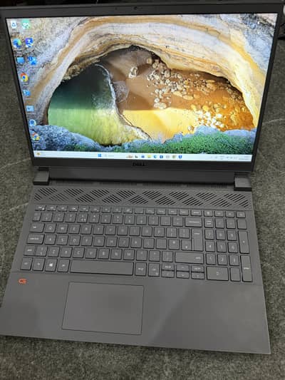 Dell G15 core i7 11 Gen intel(R) RTX 3050